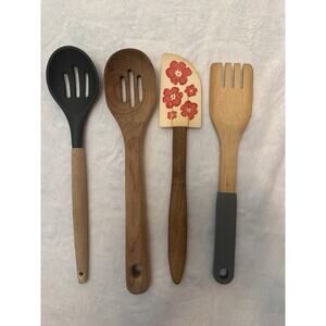 4-Piece Wooden Utensil Set Slotted Spoon Turner Spatula Floral Black Red